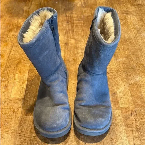 UGG Blue Suede Boots with Cream Fur - Picture 1 of 4